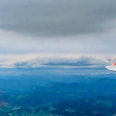 Flugwegposition um 14:23:04: Aufgenommen in der Nähe von Gemeinde Thannhausen, 8160, Österreich in 2035 Meter